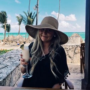 Meet your Posher, Sydney